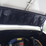 The very rare rain gutter seen from under the engine hood