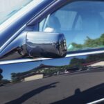 The side mirrors, which are often damaged, are in good condition.