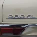 280SL ... The classic logo looks great!