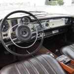 Swoon-worthy instrument panel area... Ivory on the dash is the original color.